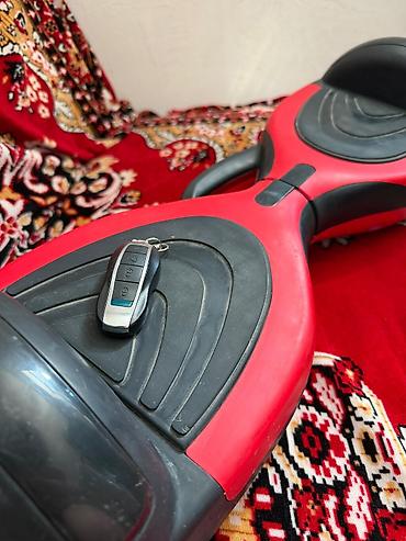 nerd oyunu yükle: Elektrikli hoverboard (qiro-skutər) – qırmızı-qara dizayn - Təkər — 1