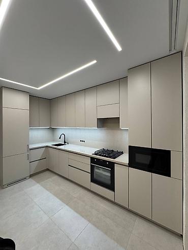 Кухонные гарнитуры: Кухонные гарнитуры в современном минималистичном стиле - Планировки — 7