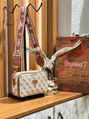 Torbe: Torba za rame, Guess, Materijal: Platno — 21