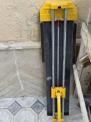 usta cantasi: Kafel/plitka kəsən əl aparatı - Manual tip, ikili xromlanmış bələdçi — 1