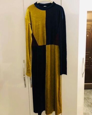 женские велюровые халаты: Вечернее платье, Макси, Zara, L (EU 40)