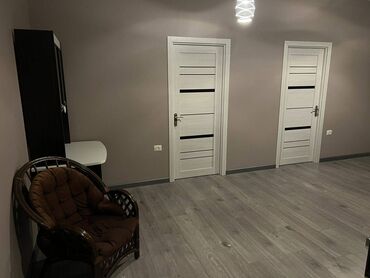 Uzunmüddətli kirayə mənzillər: Yasamalda 19 mertebeli binanın 3-cü mərtəbəsində yerləşən ümumi — 14