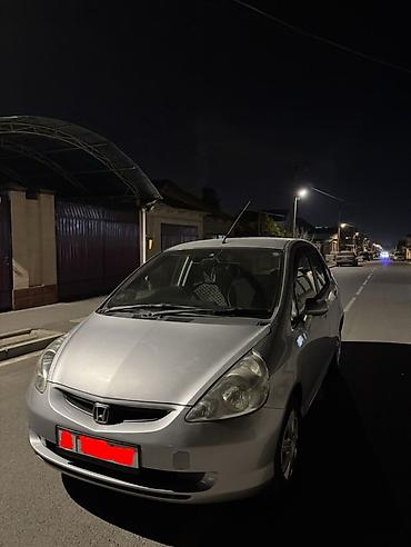 bmw 1938: Honda Fit: 2002 г., 1.3 л, Вариатор, Бензин, Хэтчбэк — 4