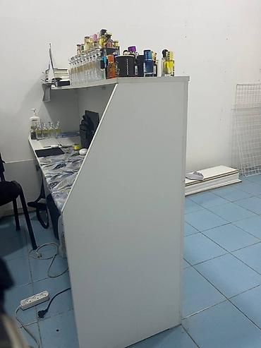 gozellik salonu mebel: Kompüter servisi mağazamız bağladığımız üçün, usta mebeli və vitrin — 6