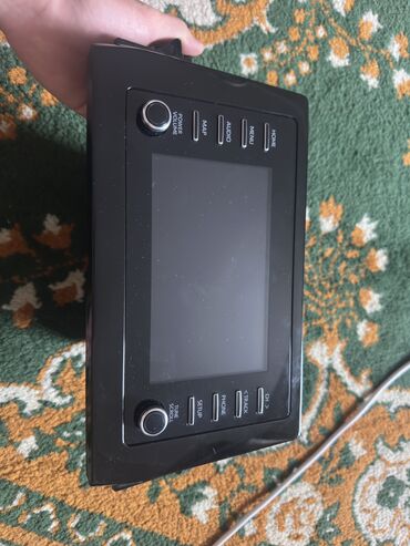 1 din магнитола с выдвижным экраном: Б/у, 2-DIN