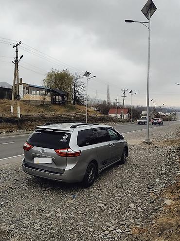 sprinter bazar: Toyota Sienna: 2019 г., 3.5 л, Автомат, Минивэн — 2