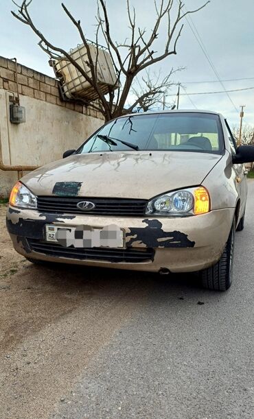 vaz 2107 kapotu: VAZ (LADA) Kalina: 1.6 l | 2006 il 325000 km Sedan