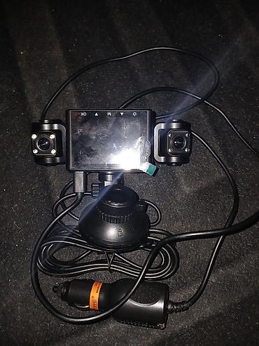 Videoreqistratorlar: Avtomobil üçün 3 kameralı DVR (videoqeydiyyatçı) Xüsusiyyətlər: - İki — 2