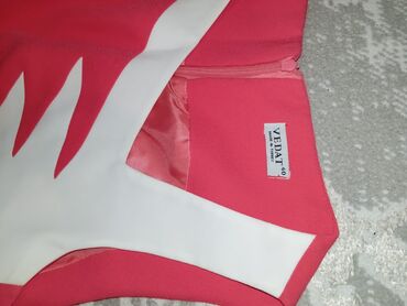 Dəstlər, kostyumlar: Qadın geyimləri dəsti – 3 ədəd 1) Qırmızı qısa don: - Klassik düz — 29