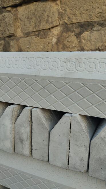 Beton plitələr: Bakı daş döşəmə plitələri – dekorativ və funksional həllər Məhsul: - — 25