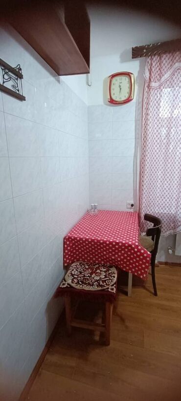 Uzunmüddətli kirayə mənzillər: Genclik metrosunun üsdündə, metroynan 1 dəyqəlik məsafədə 5 — 8