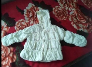 alpha kožna jakna: Jaknica za devojčice do tri godine,očuvana,futrovana