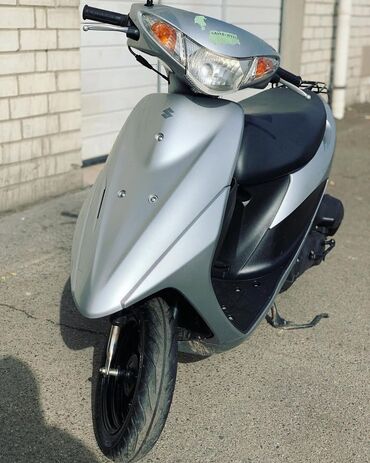Mopedlər,skuterlər: - SUZUKI, 50 sm3, 2022 il, 3205 km