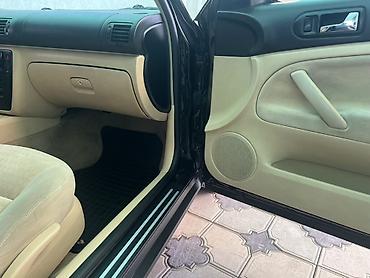 Volkswagen Passat: 2002 г., 1.6 л, Механика, Бензин, Седан