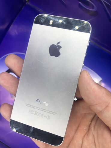 Apple iPhone: IPhone 5s, Б/у, < 16 ГБ, Серебристый