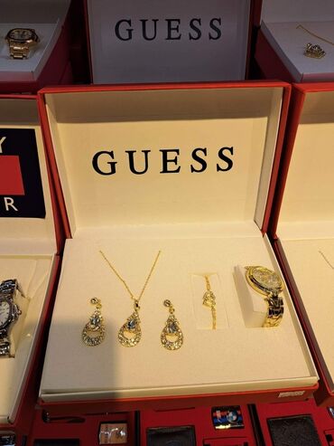 Setovi nakita: Markirani setovi 6800 din slanje svakog utorka — 9