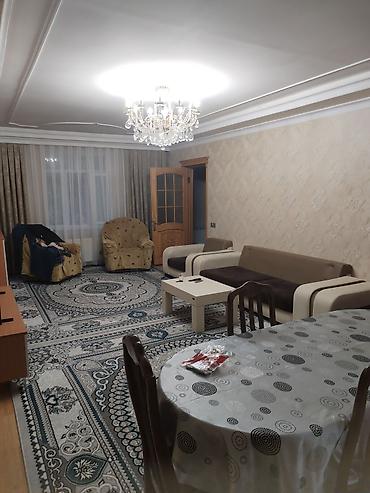 platin satışı: 4 otaqlı mənzil/interyer komplekti - Geniş, işıqlı zal: asma tavan — 4