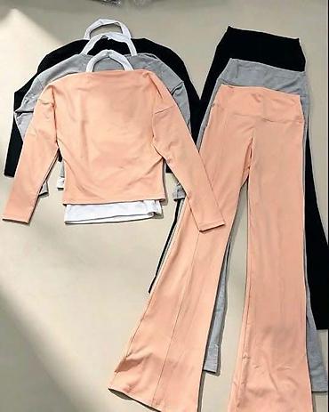 kompleti pantalone i prsluk: Komplet: 2.700dinara — 4