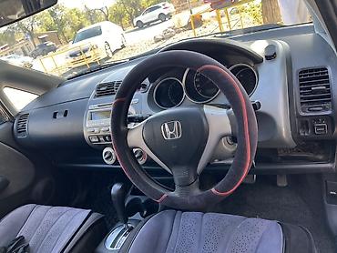 радар авто: Honda Fit: 2003 г., 1.3 л, Бензин, Хетчбек — 5