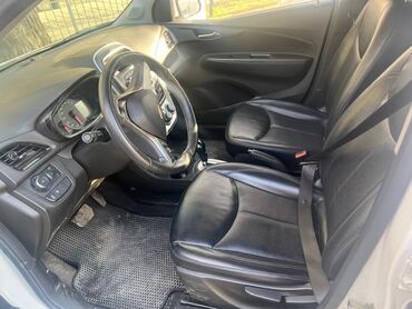 Chevrolet: Chevrolet Spark: 2018 г., 1 л, Автомат, Бензин — 6