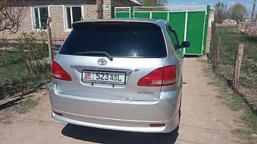 Toyota: Toyota Ipsum: 2001 г., Минивэн — 8