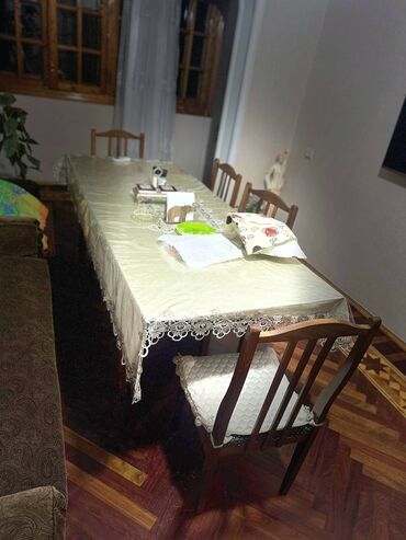 раскладной стол: Qonaq otağı üçün, İşlənmiş, Dördbucaq masa, 4 stul