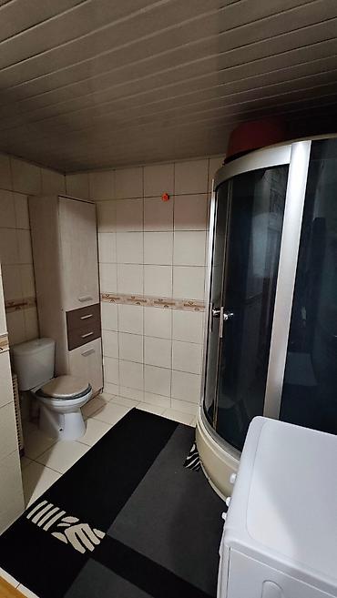 Продажа коттеджей и домов: Продаю дом, расположен в лебединовке улица северная дом 181, участок — 16