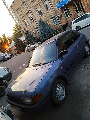 Mazda: Mazda 323: 1990 г., Механика, Бензин, Хэтчбэк — 3