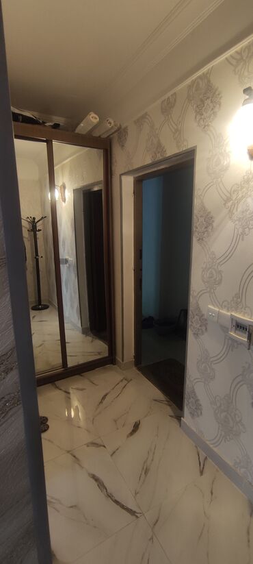 Uzunmüddətli kirayə mənzillər: XİRDALAN QƏNCLƏR SƏHƏRCİYİ. (RİAT TİCERET MERKEZİYLE UZBEUZ) Ev dekabr — 11