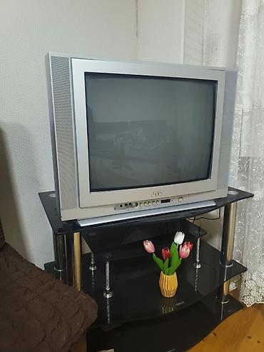ses ucaldan: JVC kineskop televizor - Ekran: təxminən 29–32 düymlük (16:9 — 3