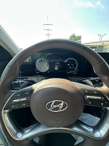 gra: Hyundai Grandeur: 2020 г., 2.4 л, Автомат, Гибрид, Седан — 10