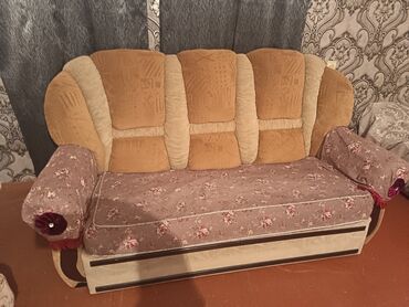 divan ikinci əl: Divan, İşlənmiş, Açılan, Bazasız, Çatdırılma yoxdur