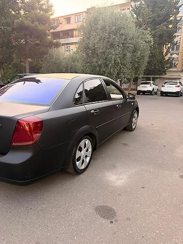 Chevrolet: Ili 2013
380000 km
İlkin 3500 manat 
24 aya 400
Nağd mümkündü — 5
