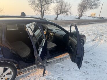 авто реф: Ford Mondeo: 2002 г., 2 л, Механика, Бензин, Универсал