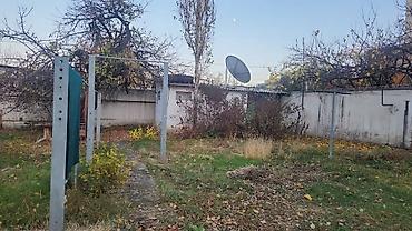 джал мкр: 50 м², 3 комнаты — 2