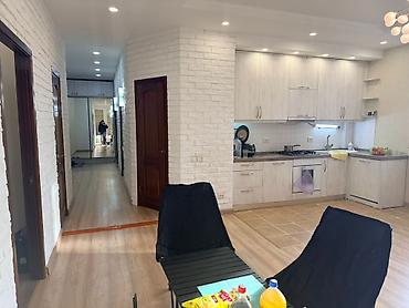 Продажа квартир: 3 комнаты, 90 м², Индивидуалка, 4 этаж at lalafo.kg — 1 Продажа квартир: 3 комнаты, 90 м², Индивидуалка, 4 этаж — 1