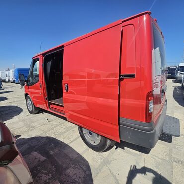 maşın satşı: Ford Transit: 2.4 l | 2007 il | 208334 km Universal