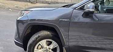 Toyota: Toyota RAV4: 2019 г., 2.5 л, Гибрид, Кроссовер — 4