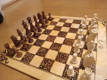 Şahmatlar: Əl işi taxta şahmat dəsti - Material: tamamilə ağacdan hazırlanmış — 6