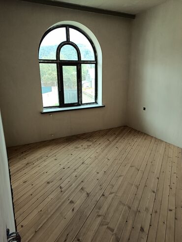 Həyət evləri və villaların satışı: 6 otaqlı, 167 kv. m, Kredit yoxdur, Orta təmir — 20