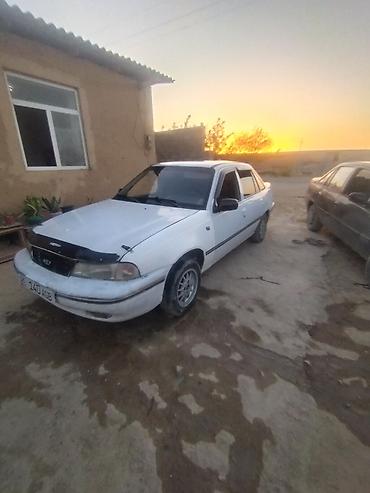авто дом: Daewoo Nexia: 1998 г., 1.5 л, Механика, Бензин, Седан — 4