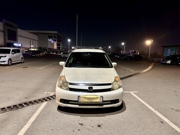 Honda: Honda Stream: 2004 г., 2 л, Автомат, Бензин, Универсал — 1