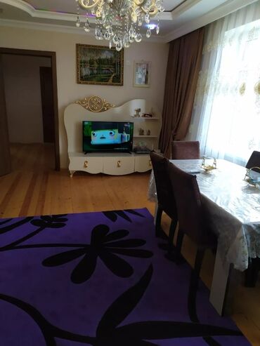 Həyət evləri və villaların satışı: Satılır: Həyət evi - Planlama: Geniş dəhliz, iki yataq otağı, mətbəx — 5