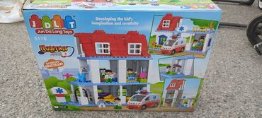 лего игрушки: Продаю Крупное Лего