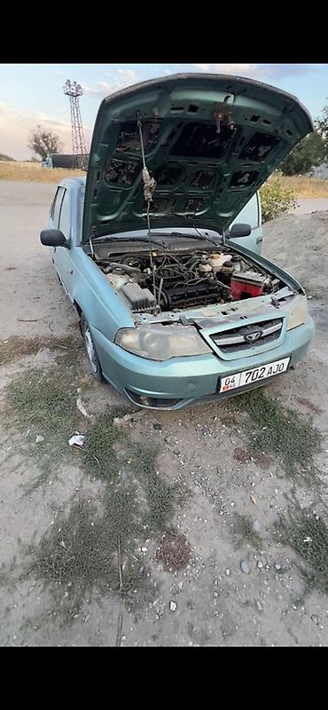 Унаа сатуу: Daewoo Nexia: 2009 г., 1.6 л, Кол менен иштөөчү, Бензин, Седан — 2