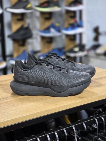 зальники сороконожки: Кроссовки Under Armour HOVR Storm (модель для бега) - Назначение