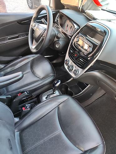 Chevrolet: Chevrolet Spark: 2017 г., 0.1 л, Вариатор, Бензин — 19