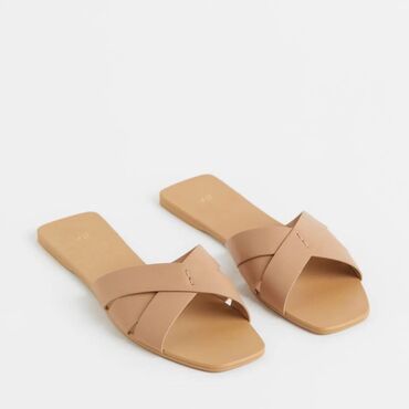 Босоножки, сандалии, шлепанцы: Шлепанцы H&M бежевые 38 размер