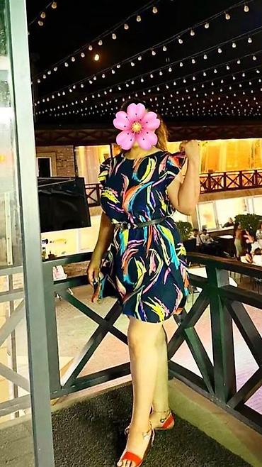 1 defe geyinilib Qadın üçün rəngarəng naxışlı qısa don - Model
