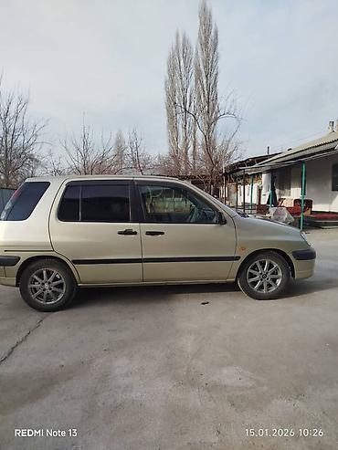 Toyota: Toyota Raum: 2002 г., 1.5 л, Автомат, Бензин — 4